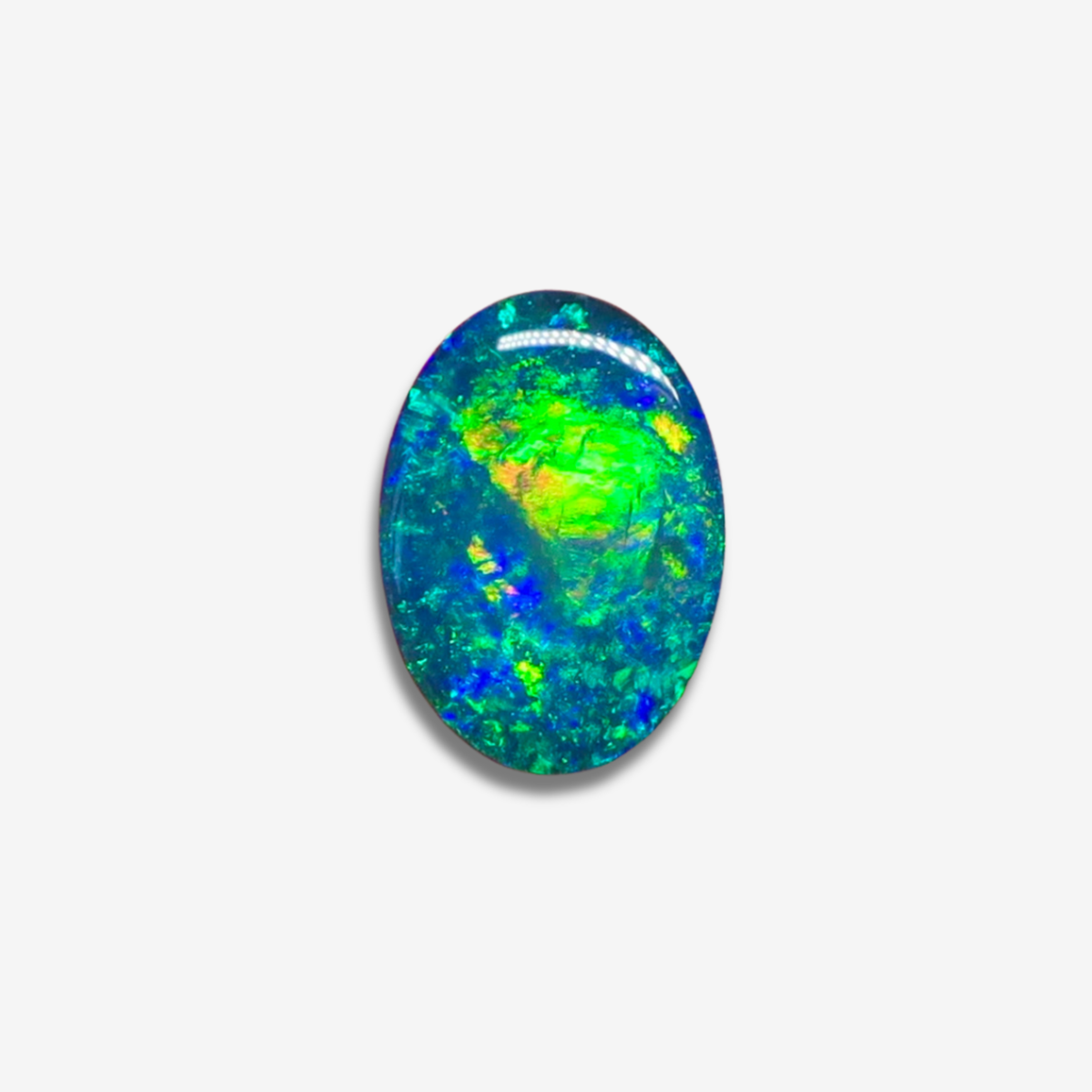 0.61 ct Black Opal 8.1x5.8x2 mm